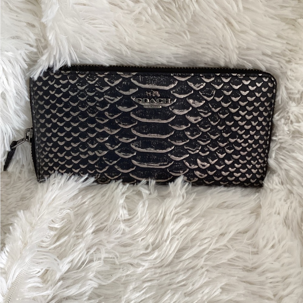 Coach croc look black and silver accordion wallet